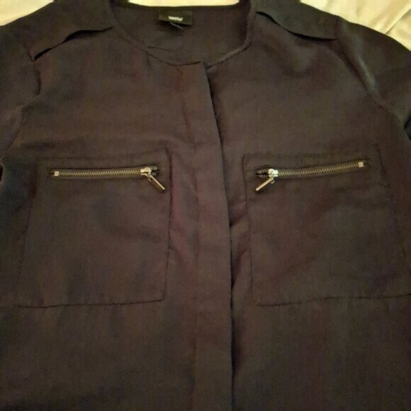 Wassio Women's Black Utility Long Sleeve Top with Zippered Pockets - Picture 7 of 9